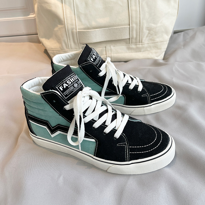 أحذية رياضية عالية الرقبة بتصم - مراجعة Vans Shoes Authentic وسعره
